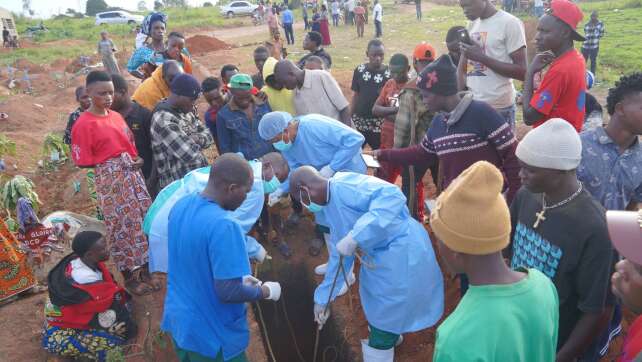 Trauer, Trauma, Stigma - Ebola-Waisen im Kongo