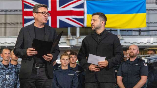 Premier Burnham macht erste Auslandsreise: Besuch in Kiew