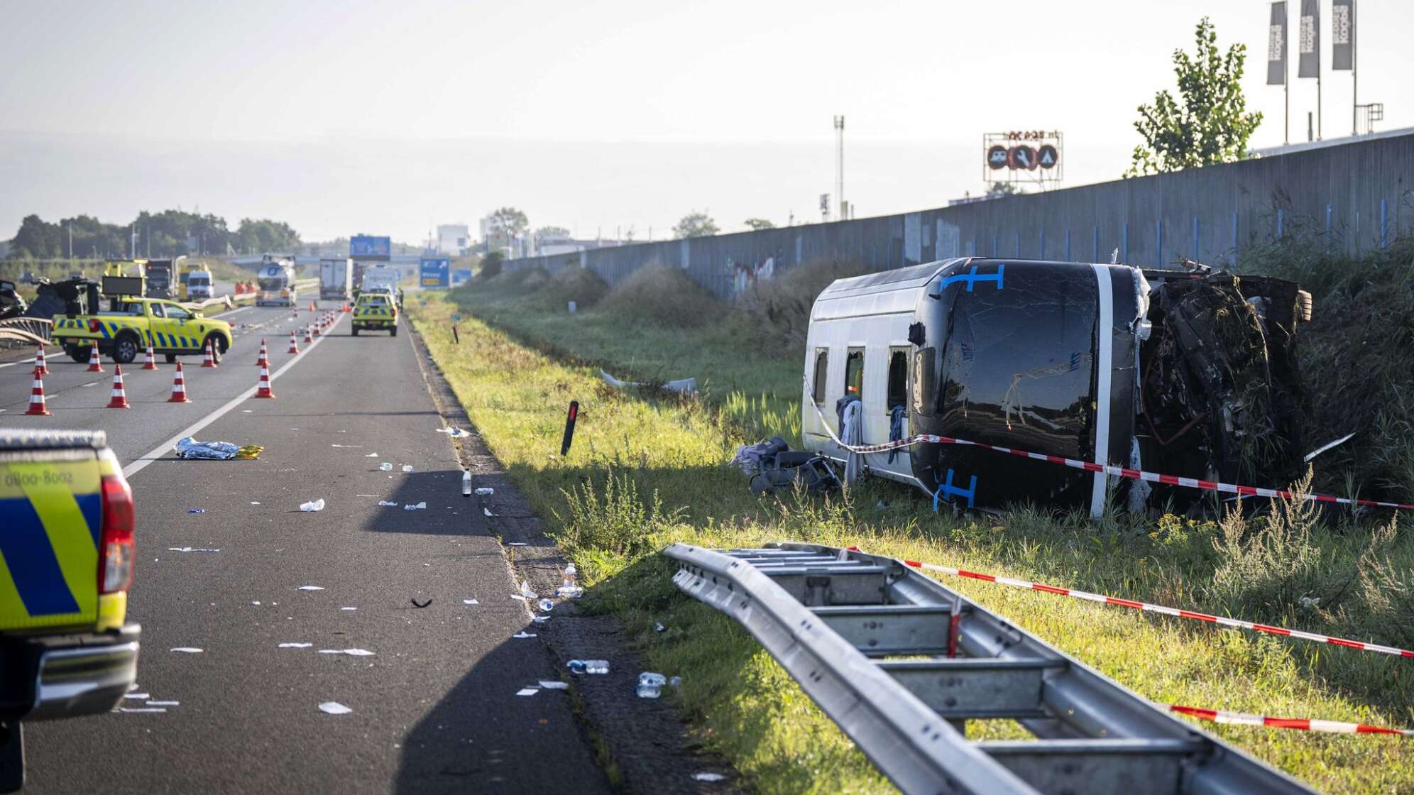 Niederlande: Schwerer Unfall mit Bus mit deutschen Schülern