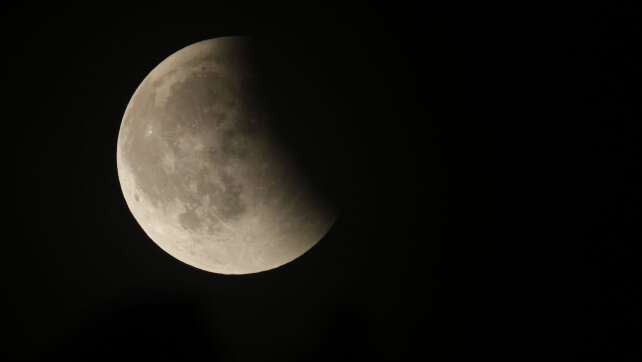 Wann und wo die Mondfinsternis in Bayern zu sehen ist