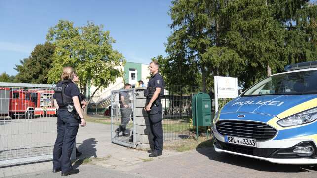 Was wir über die Gewalttat an einer Schule bei Berlin wissen