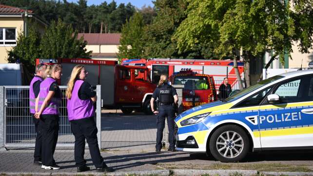 Gewalttat mit zwei Toten an Schule schockt Brandenburg