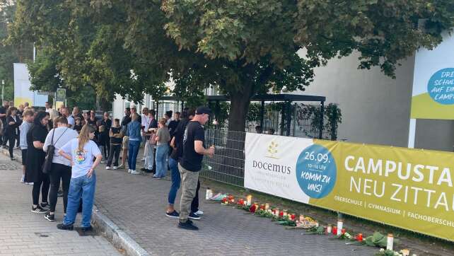 Gewalttat mit zwei Toten an Schule schockt Brandenburg