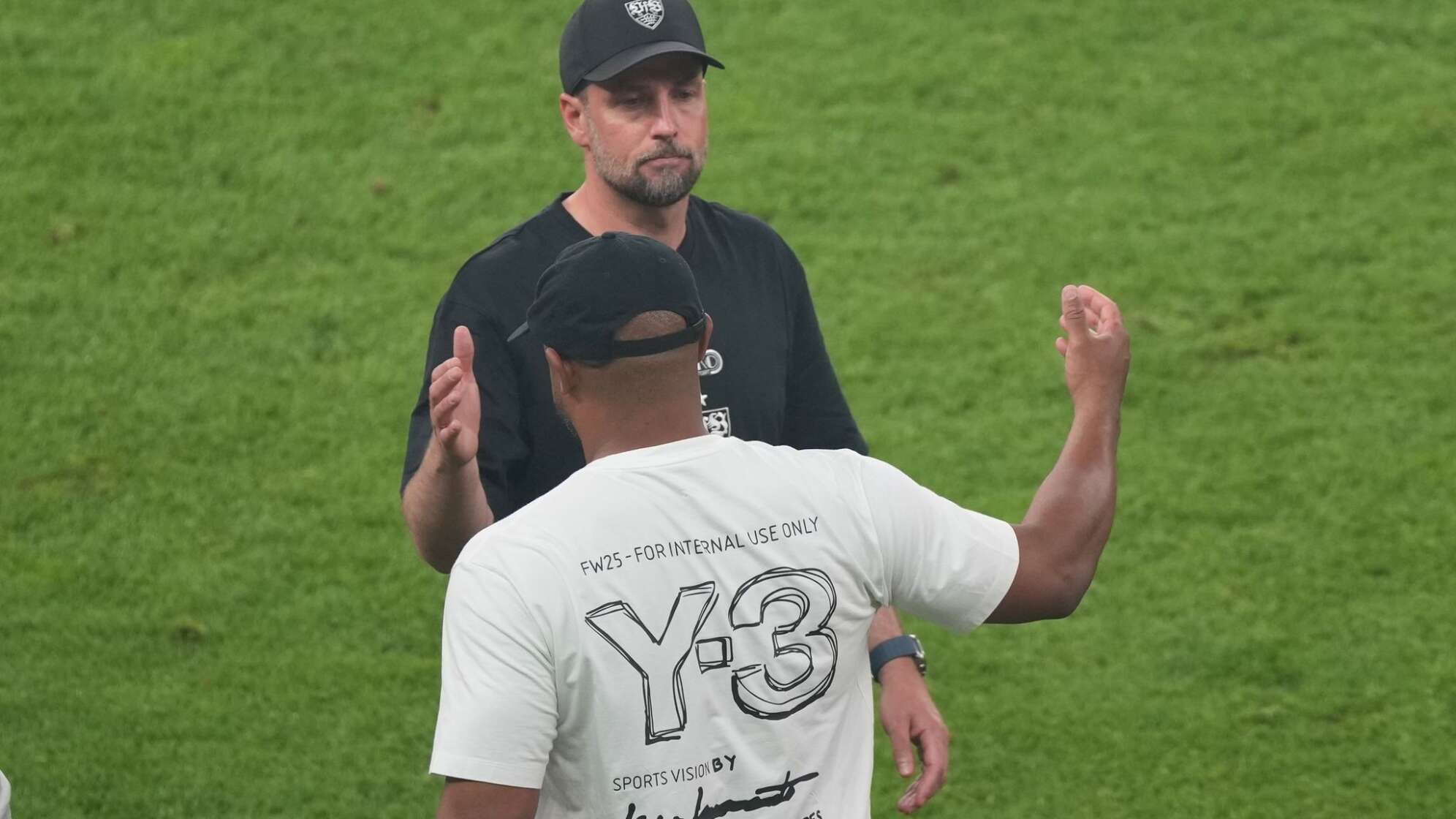 Vincent Kompany (vorne) und Sebastian Hoeneß