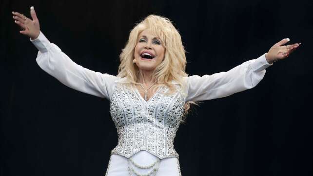 Flughafen Nashville soll Namen von Dolly Parton erhalten