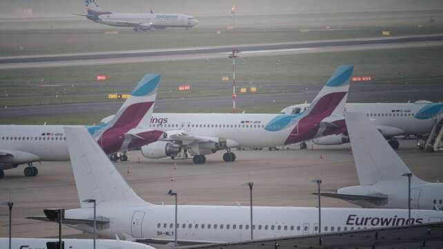 Dampf aus der Küche - Boeing 737 landet unplanmäßig in Paris