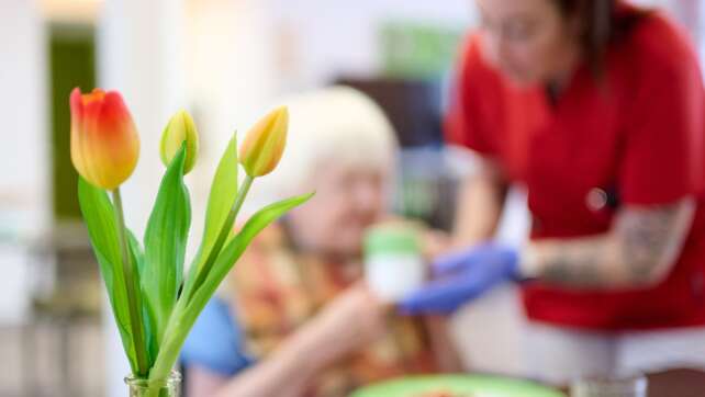 Pflegeversicherung im Minus - «Alarmstufe Rot»