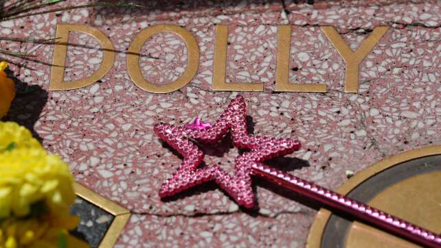 Dolly Partons Stern auf dem «Walk of Fame» beschädigt