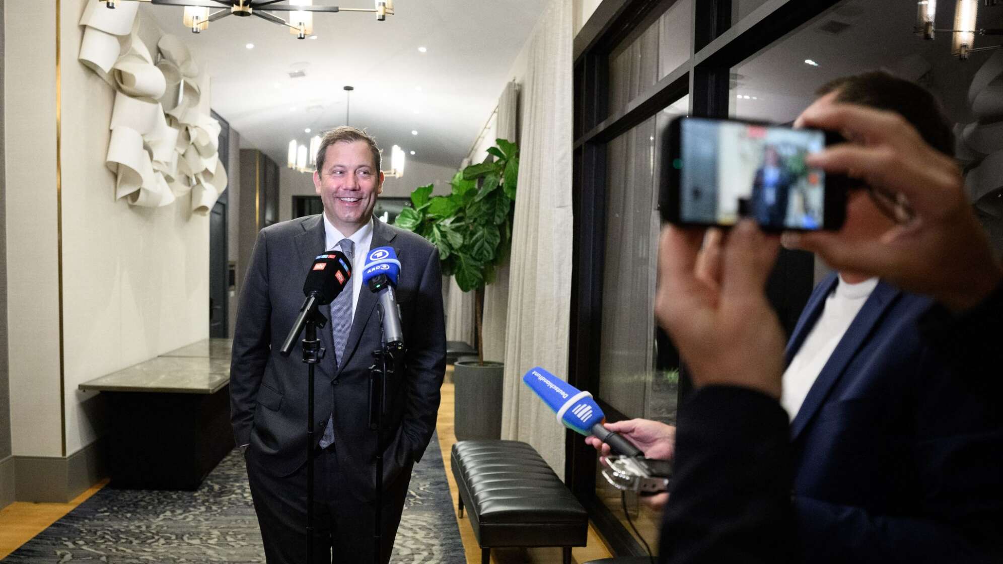 Bundesfinanzminister Klingbeil zur Steuerreform
