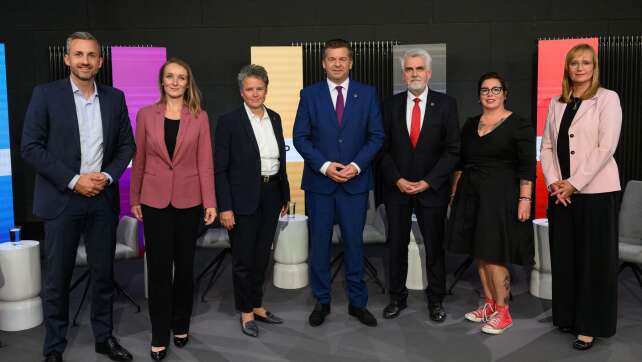 Asyl, Schule, Sicherheit: Hitzige Debatte der Wahlkämpfer