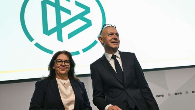 DFB macht Weg frei für eigenständige Frauen-Bundesliga