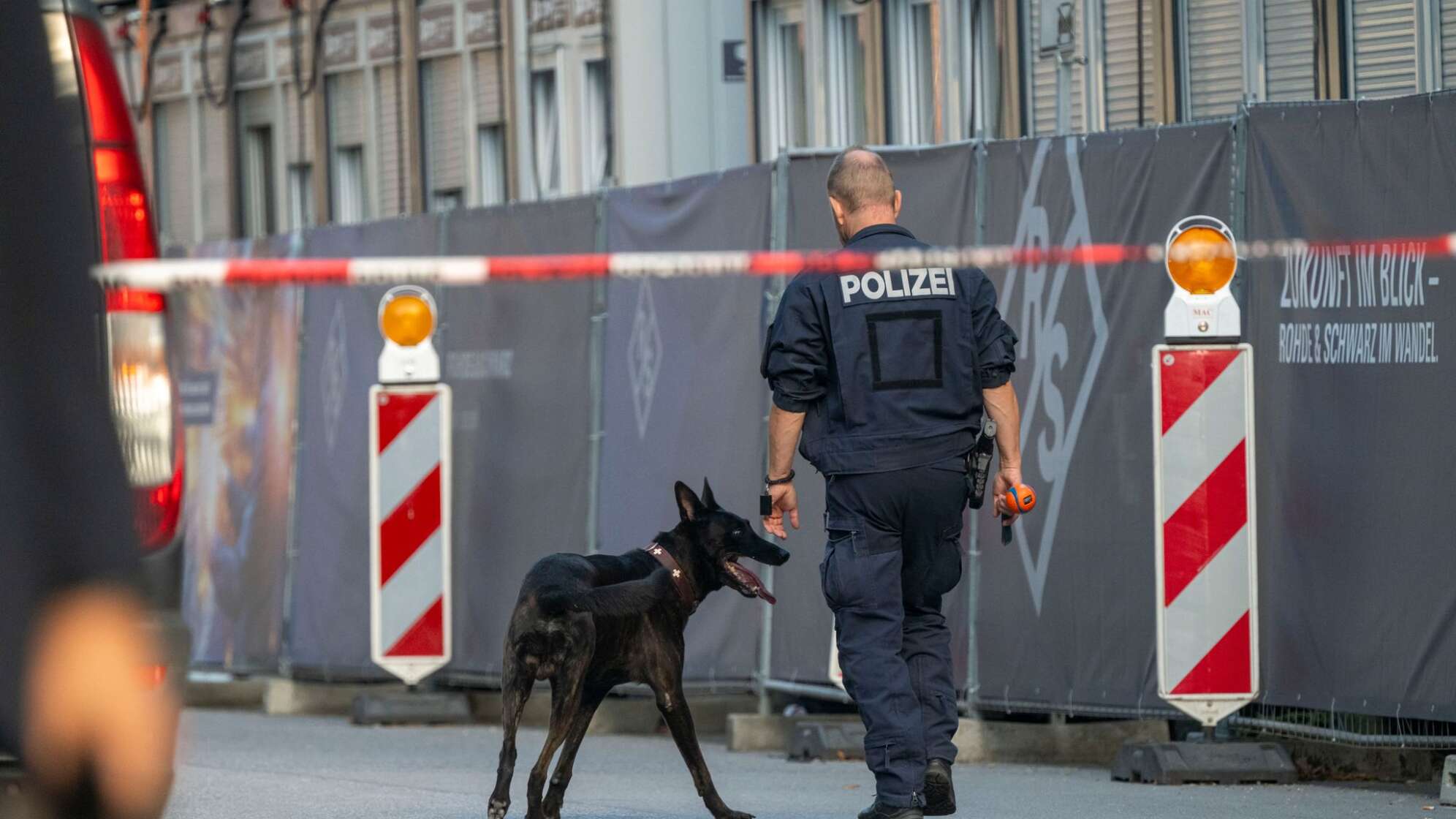 Brandsätze auf Münchner Baustelle geworfen