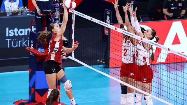 Volleyballerinnen scheiden bei EM gegen Titelverteidiger aus