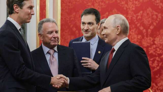 US-Gesandte nach Treffen mit Putin unterwegs nach Kiew