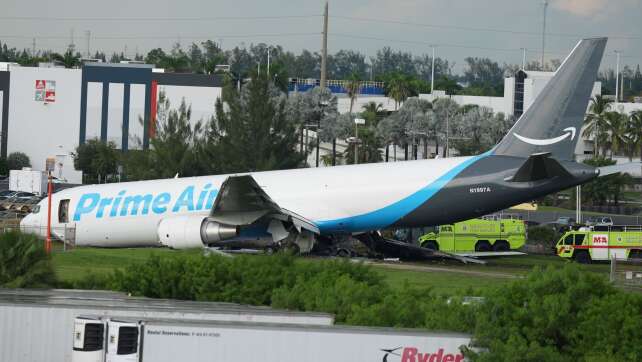 Fünf Tote bei Unfall mit Amazon-Frachtflugzeug in Miami