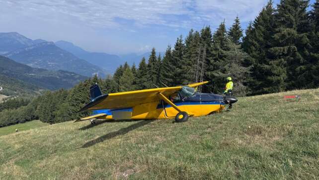 Kleinflugzeug stürzt in Italien ab - drei Deutsche verletzt