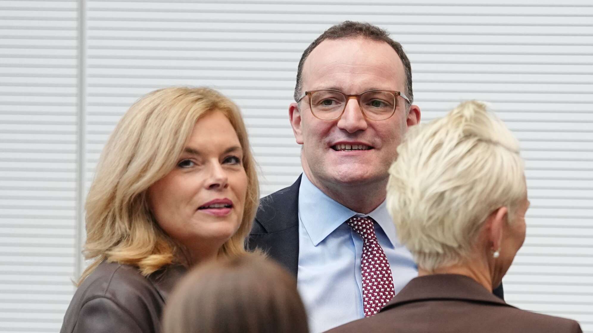 Sitzungen und Statements der Bundestagsfraktionen
