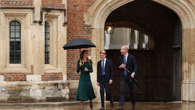 Schulstart im Elite-Internat: Prinz George kommt in Eton an