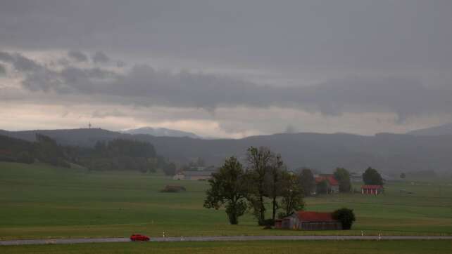 Herbst kommt mit einem Temperatursturz nach Bayern