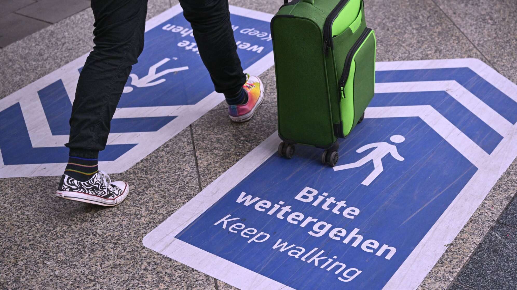 Wegweiser am Hauptbahnhof