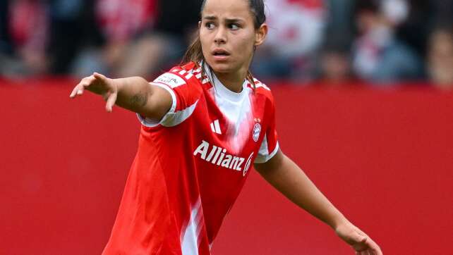 Reaktion im Knie: Nationalspielerin Oberdorf muss pausieren