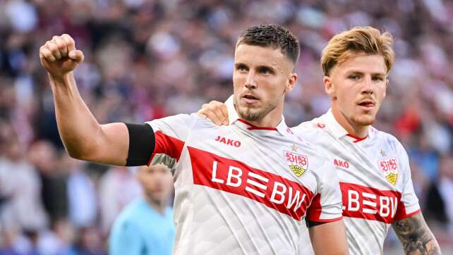 Dreifacher Demirovic: Stuttgart feiert souveränen Start-Sieg