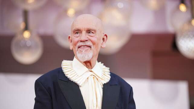 John Malkovich als bester Schauspieler in Venedig geehrt