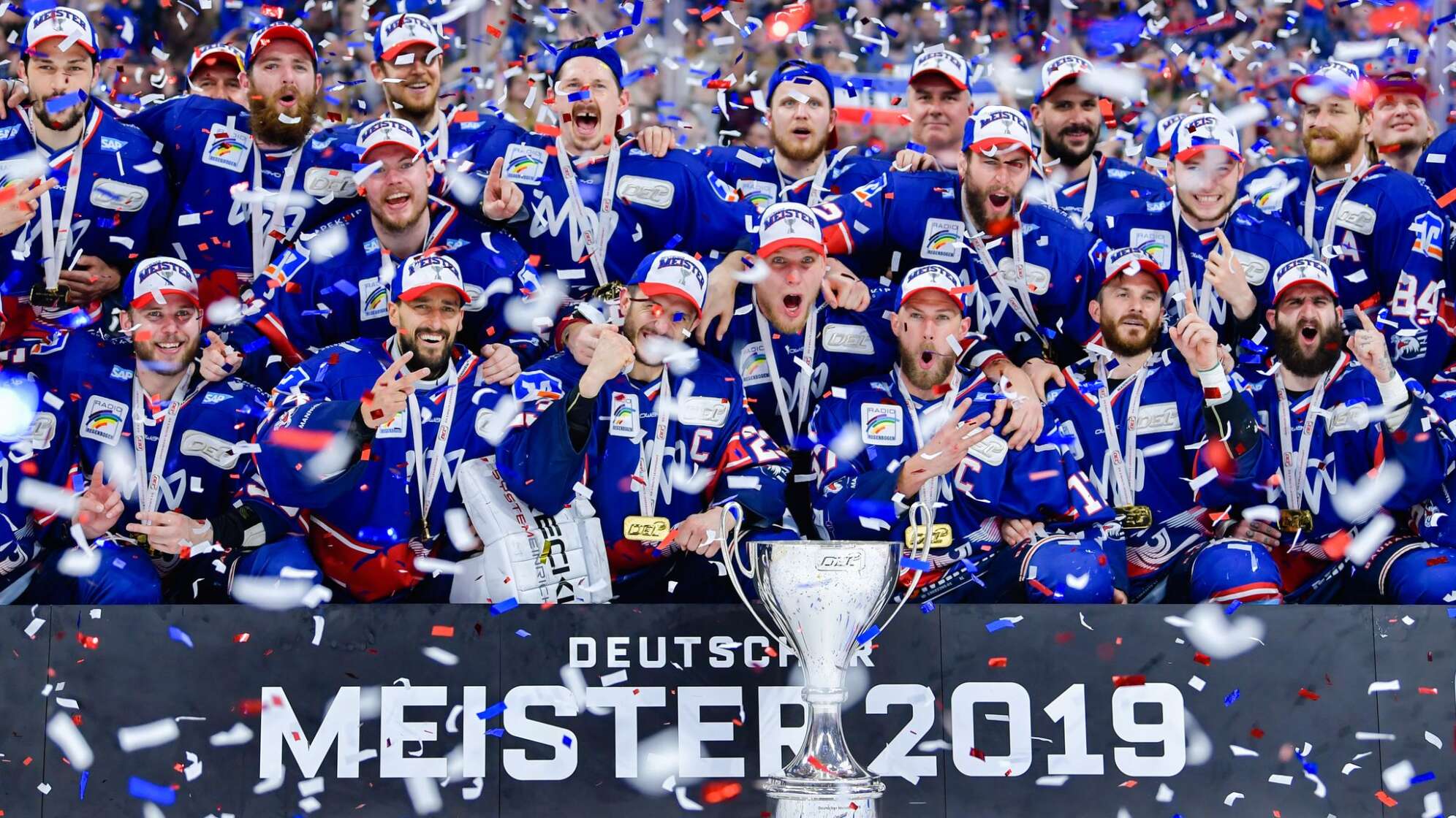 Eishockey -  Adler Mannheim