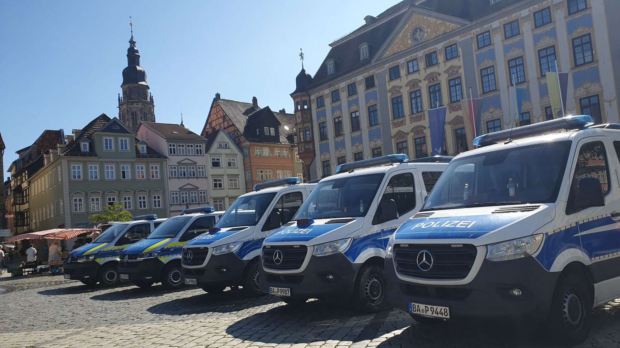 Vermummter Mann soll 45-Jährigen auf Party getötet haben