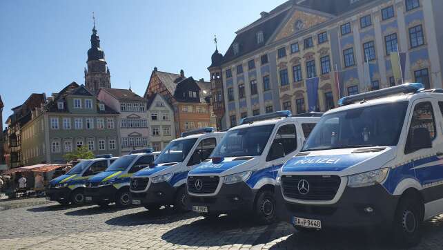 Vermummter Mann soll 45-Jährigen auf Party getötet haben