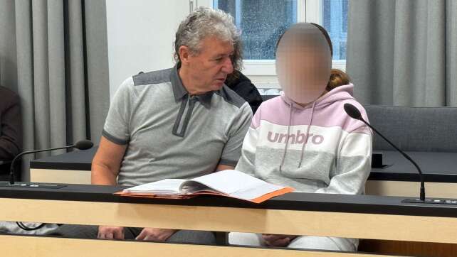 Zeuge rettet Kind vor Zug – Mutter muss in Psychiatrie