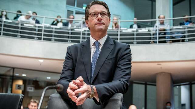 Prozess nach Maut-Debakel: Ex-Minister weist Vorwurf zurück