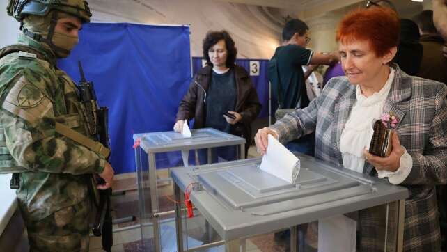 Wahl in Russland endet - wie schneidet Putins Partei ab?