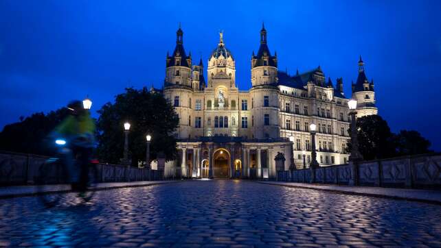AfD im Nordosten knapp vor SPD - CDU im Landtag?
