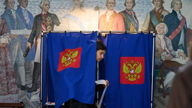 Prognosen sehen Kremlpartei Geeintes Russland als Wahlsieger