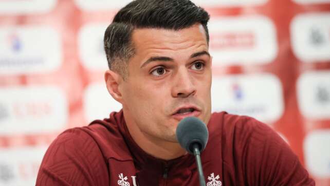 Xhaka gibt zu: Corona-Impfzertifikate «erworben»
