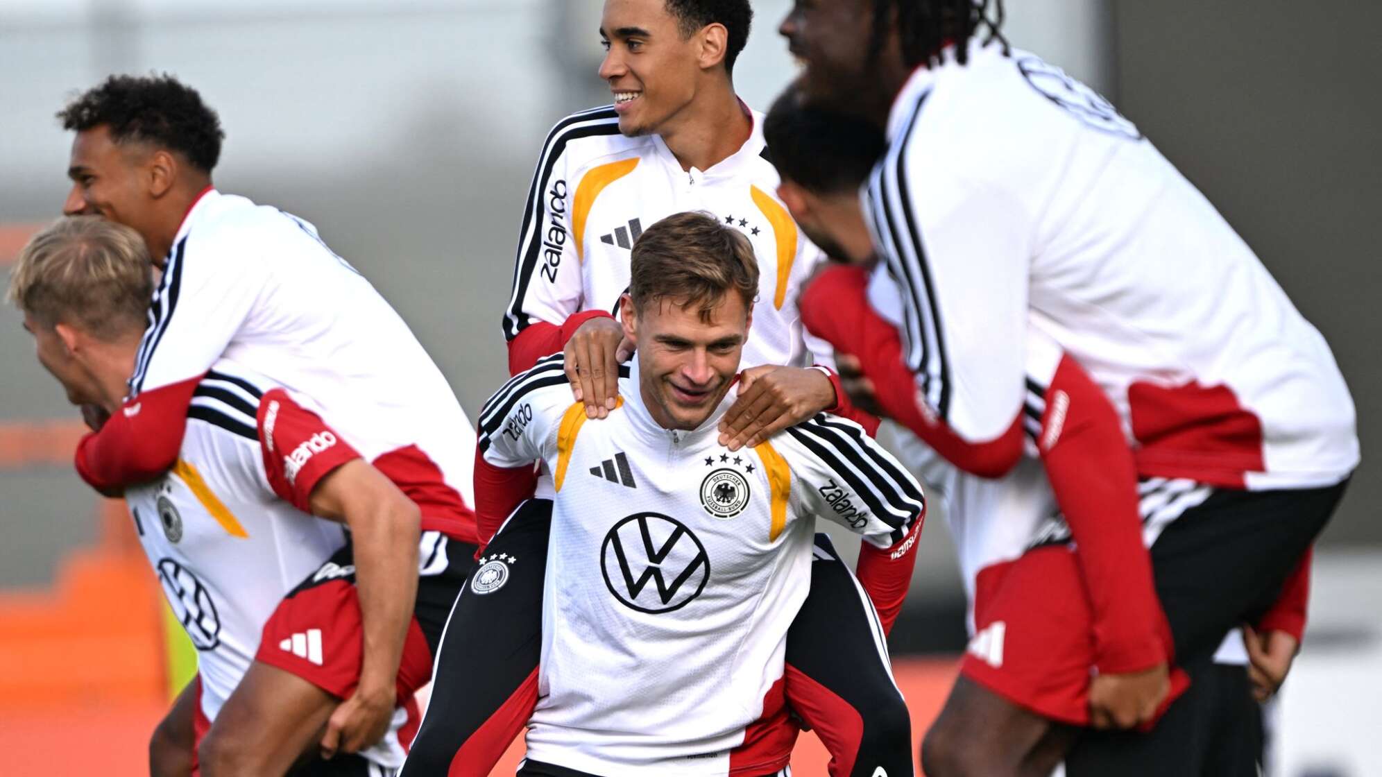 Joshua Kimmich (M)