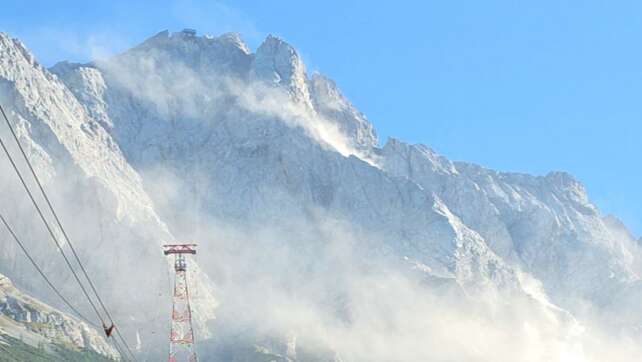 Stein und Staub: Großer Felssturz an der Zugspitze