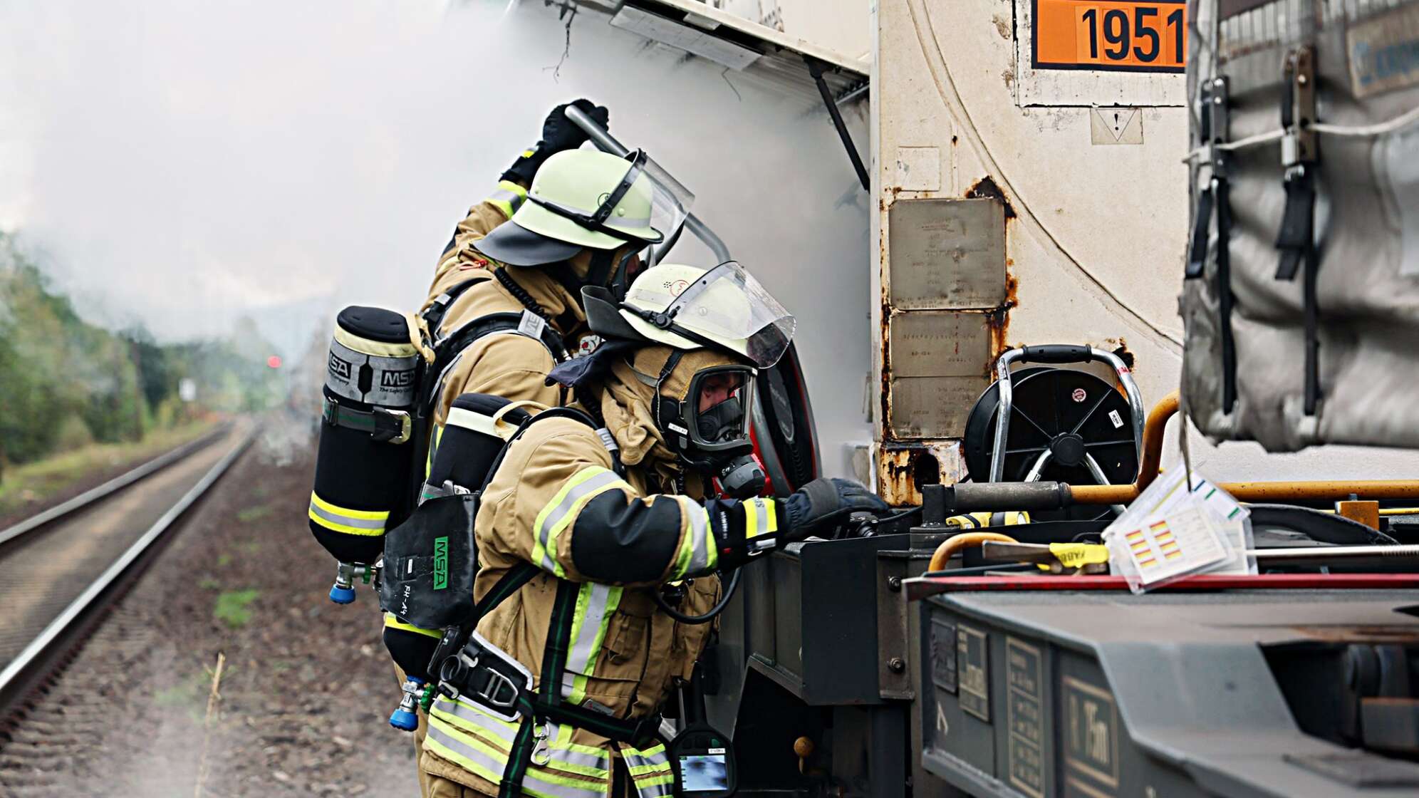 Gasaustritt an Güterwagen in Aschaffenburg