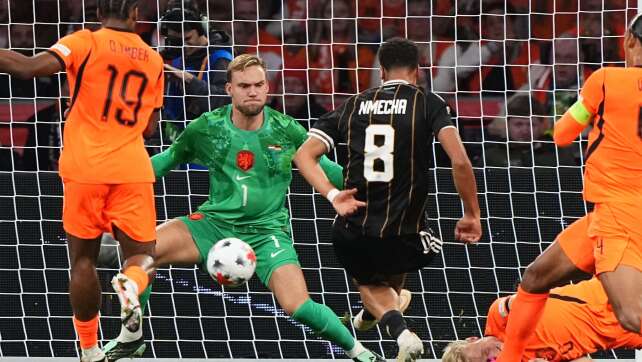 Wildes Remis bei Klopps erster Bundestrainer-Show