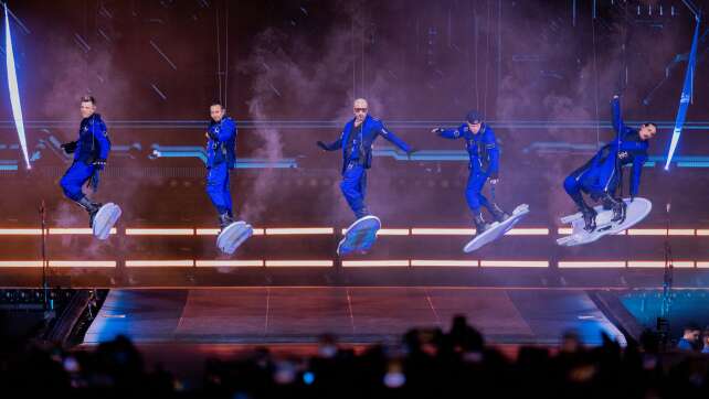 Auf Hoverboards in die 90er - Backstreet Boys in Düsseldorf
