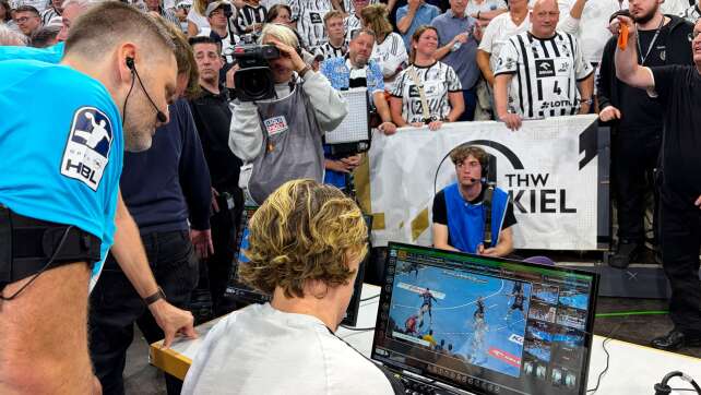 Videobeweis sorgt für Diskussionen beim Handball-Derby