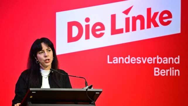 Streit über Antisemitismusvorwurf: Linke zeigt Dobrindt an