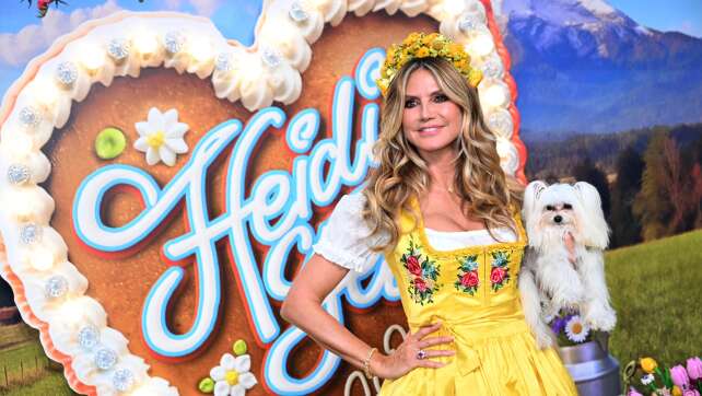 Heidi Klum stellt Live-Finale bei GNTM in Aussicht