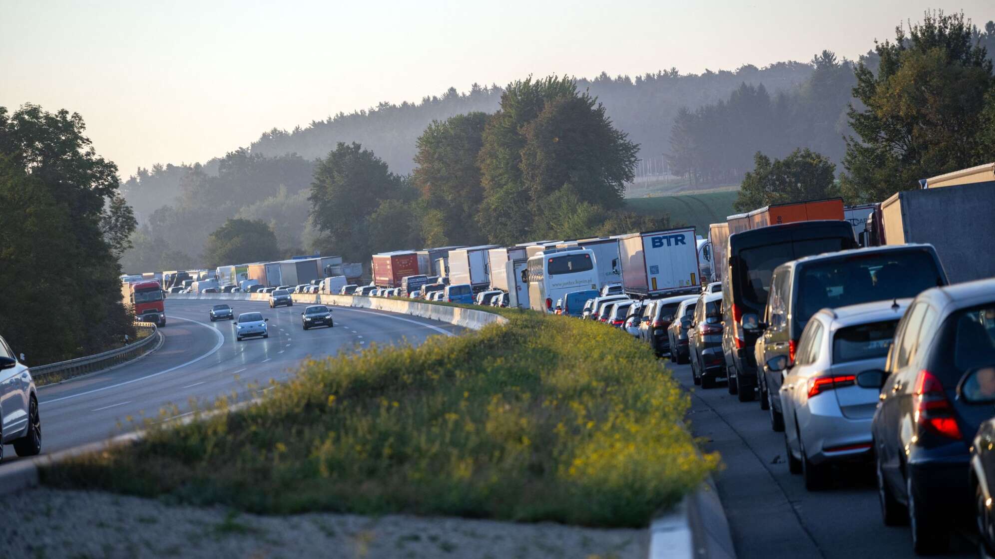 A9 nach tödlichem Unfall gesperrt