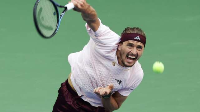 Tennisstar Zverev auch in Peking mit Auftaktsieg