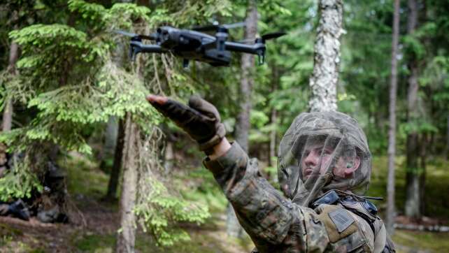 Unbemannte Waffensysteme: Bundeswehr bekommt Drohnenregiment