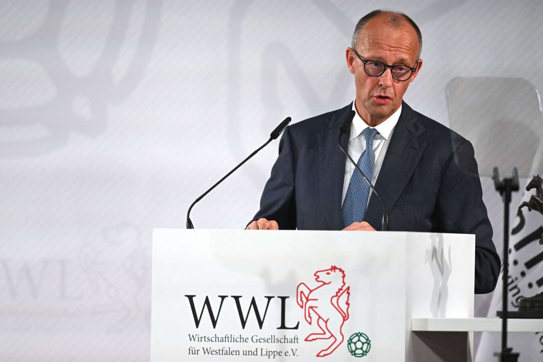 Merz: Wenn Deutschland wankt, dann wankt die Ukraine | ANTENNE BAYERN