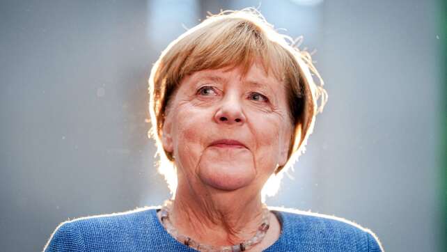 Merkel-Mania? Warum die Kanzlerin a. D. so viele Fans bewegt