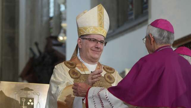 Feierlicher Amtsantritt für Eichstätts neuen Bischof